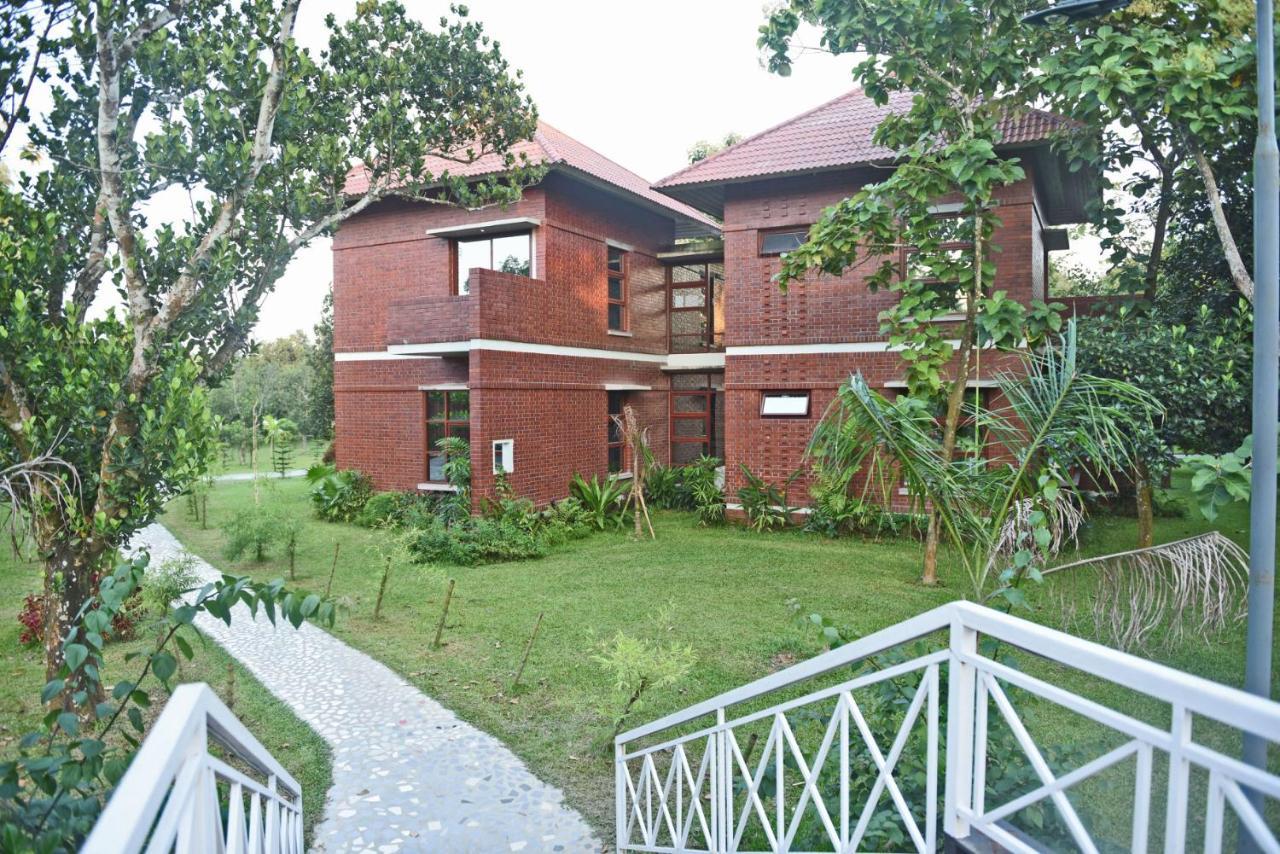 Sarah Resort Gazipur Buitenkant foto