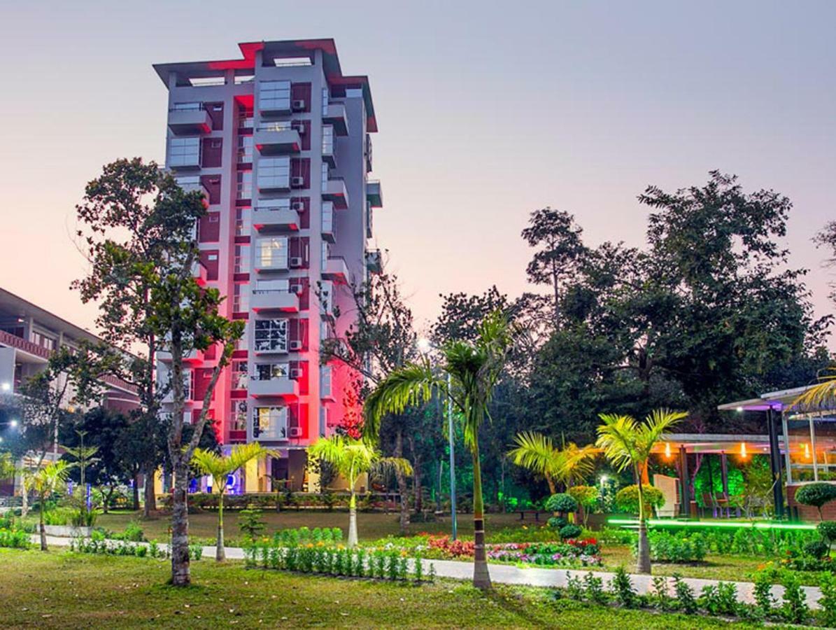 Sarah Resort Gazipur Buitenkant foto