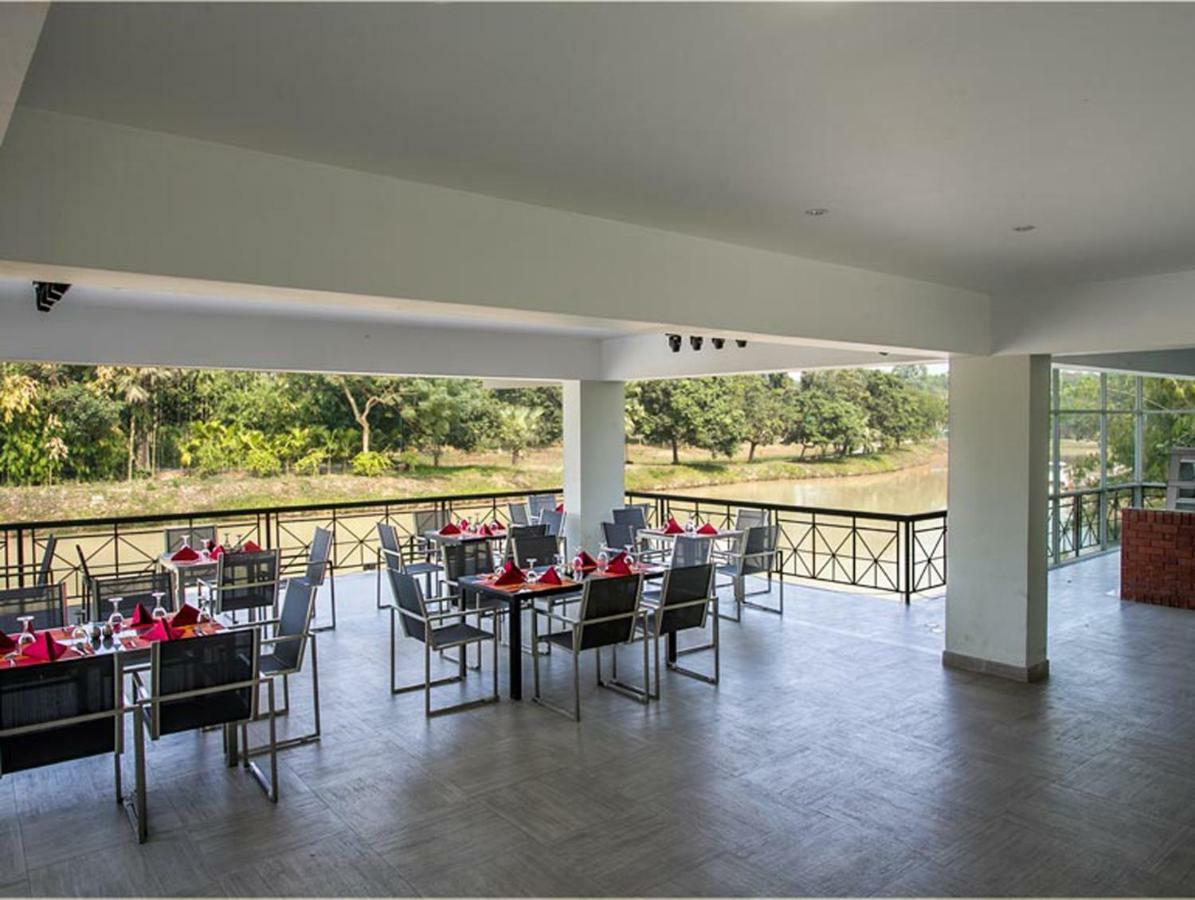 Sarah Resort Gazipur Buitenkant foto
