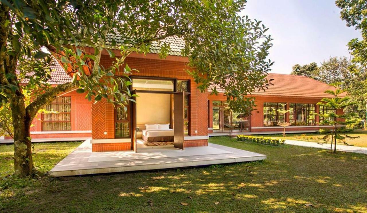 Sarah Resort Gazipur Buitenkant foto