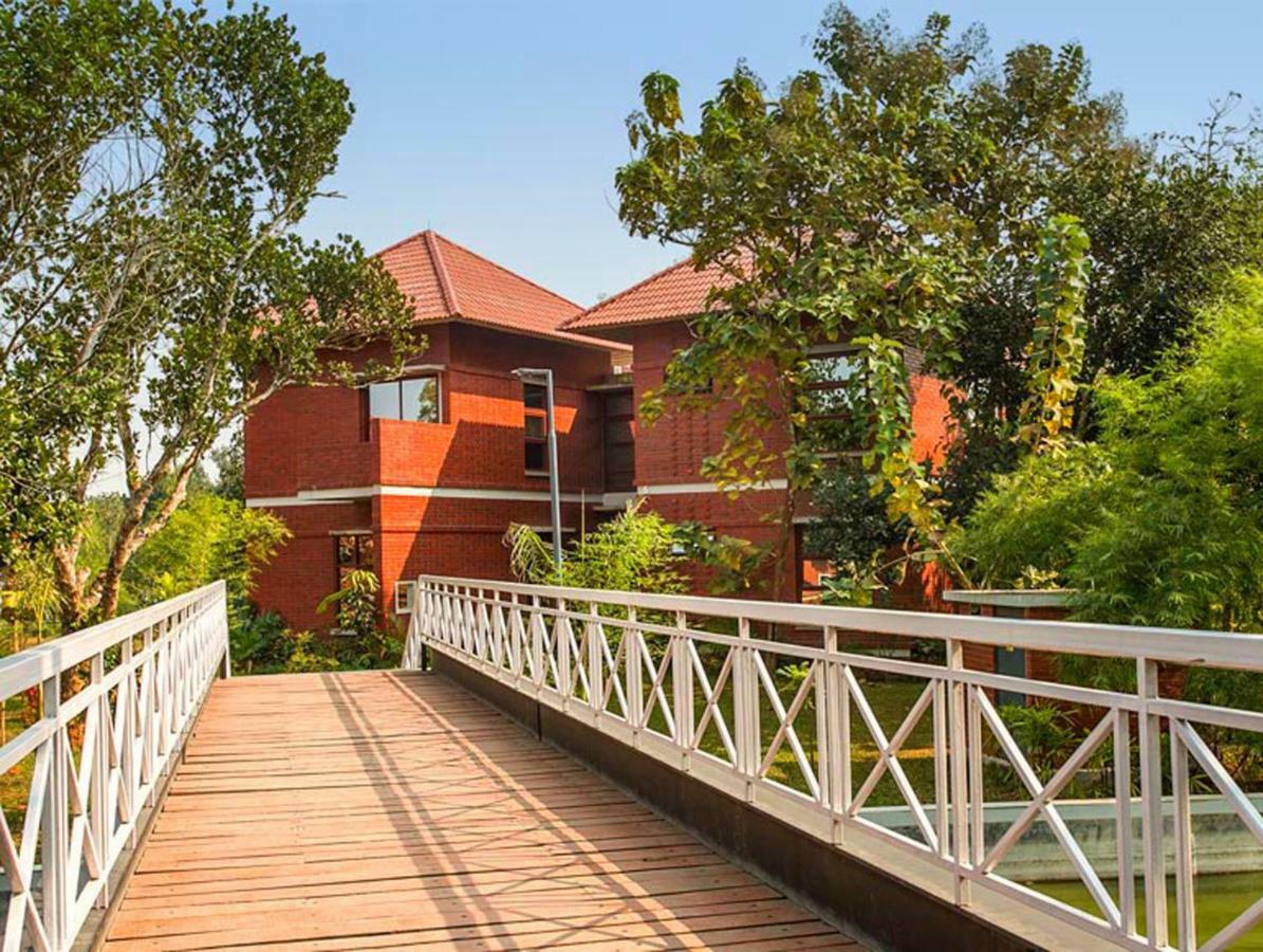 Sarah Resort Gazipur Buitenkant foto