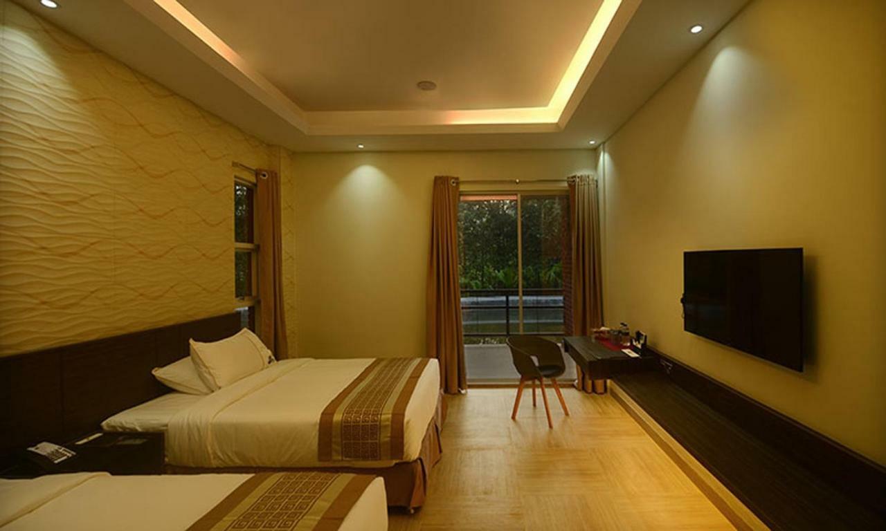 Sarah Resort Gazipur Buitenkant foto