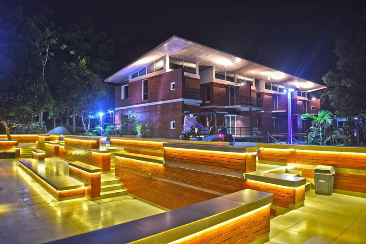 Sarah Resort Gazipur Buitenkant foto